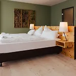 Seilern Vital 4*